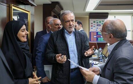 رئیس جمهور از وزارت راه و شهرسازی بازدید کرد