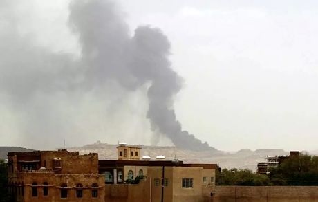 آمریکا و انگلیس، پایتخت یمن را بمباران کردند