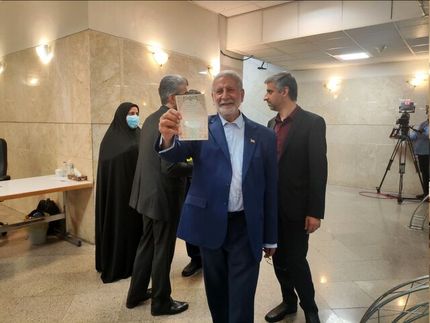 نماینده زابل در ادوار مجلس شورای اسلامی ثبت نام کرد