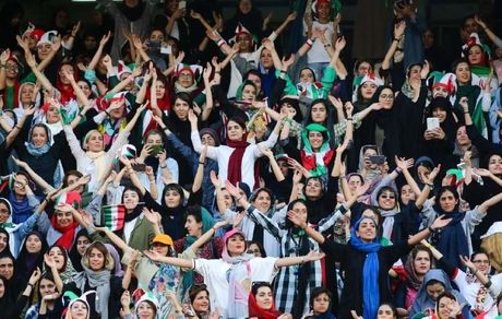 "طرح ورود زنان به ورزشگاه‌ها در مجلس" تکذیب شد