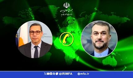 وزیر امور خارجه با همتای قبرسی گفت و گو کرد