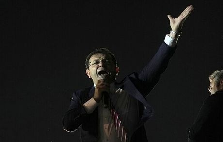 تظاهرات در استانبول در حمایت از شهردار محکوم شده