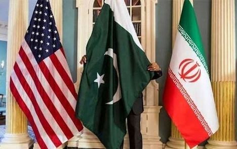 عراقچی با همتای پاکستانی گفت و گو کرد