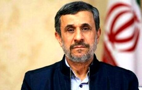 احمدی‌نژاد در حال بررسی ورود به انتخابات است