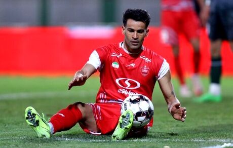 جدایی مهاجم جنجالی استقلال بعد از اعتراض هواداران