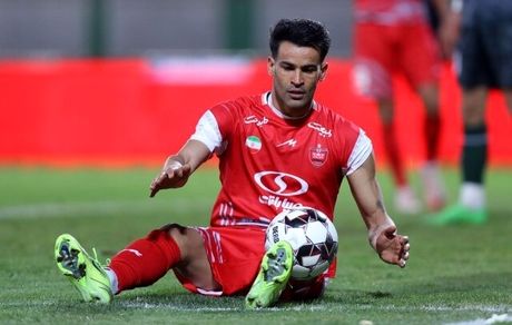 جدایی مهاجم جنجالی استقلال بعد از اعتراض هواداران