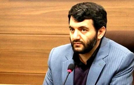 حقوق نجومی یک مدیر با دریافت کارت هدیه!