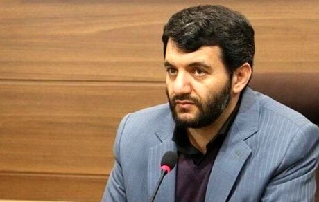 حقوق نجومی یک مدیر با دریافت کارت هدیه!