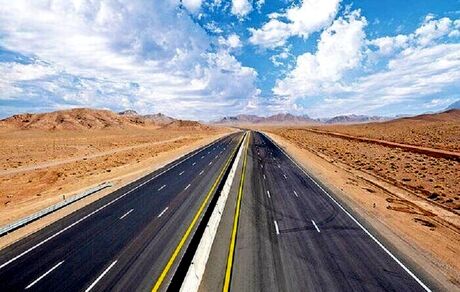 افتتاح محور بزرگراهی قم – کهک به طول ۱۷ کیلومتر در سفر رئیس جمهور