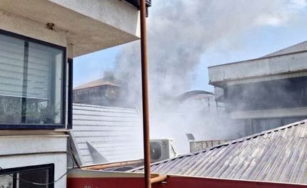 وقوع آتش سوزی در مجتمع کاسپین منطقه آزاد انزلی