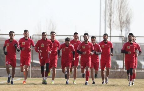 کری‌خوانی جالب بیرانوند و مهاجمان در تمرین امروز پرسپولیس