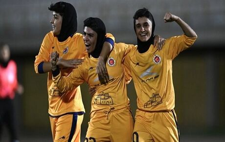 پایان لیگ برتر فوتبال بانوان با قهرمانی دوباره خاتون بم
