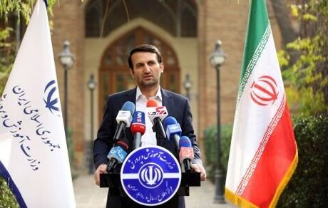 سخنگوی وزارت آموزش و پرورش: کاهش نزدیک به پنج میلیون دانش آموز در چهار سال منتهی به ۱۴۱۲ / در پرداخت حق‌التدریس‌ها به روز هستیم