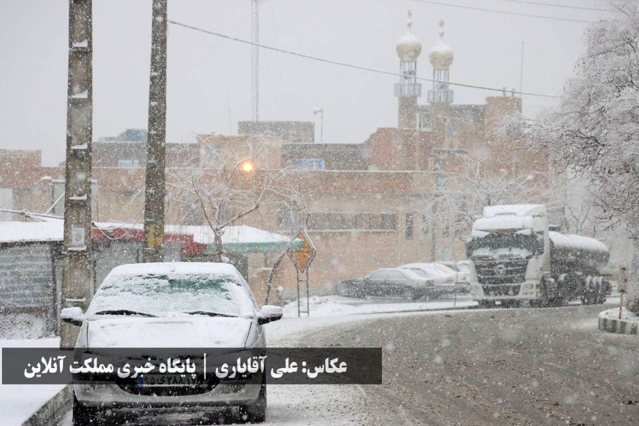 طراوت زمستانی ارومیه با اولین برف سال