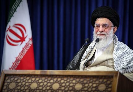 موافقت رهبر انقلاب با عفو و تخفیف مجازات تعدادی از محکومان به مناسبت اعیاد قربان و غدیر