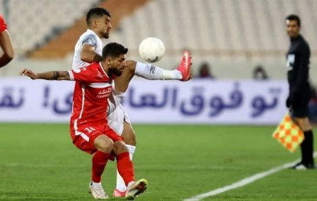پرسپولیس به صدرجدول نزدیک تر شد/تراکتور باز هم باخت