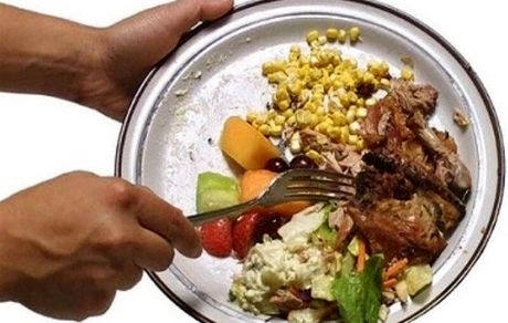 ۴ ساله هم غذای داخل کشور و هم غذای کشورهای دوست را هم می‌توانیم تامین کنیم