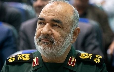سرلشکر سلامی: برد سلاح‌هایمان را افزایش می‌دهیم