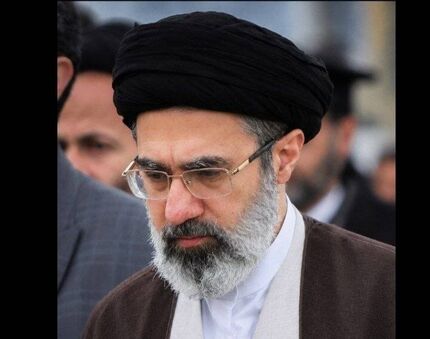 رهبری معظم انقلاب: آمادگی رزمی هوشمندانه برای مقابلۀ پرقدرت با دشمنان / پاسخ فوری و اثرگذار برای مقابله با هر نوع تهدید