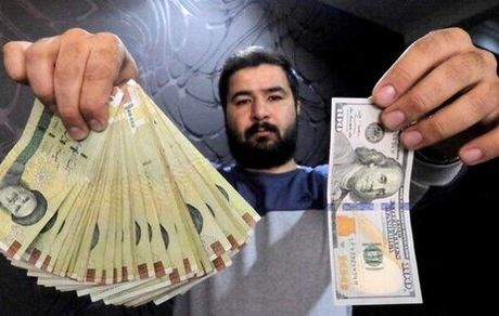 وزیر کشور: سلطه دلار آمریکا فرو خواهدریخت