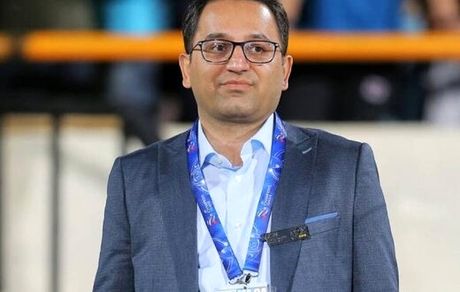 علوی: ویلموتس کمتر از قراردادش در ایران حضور داشت