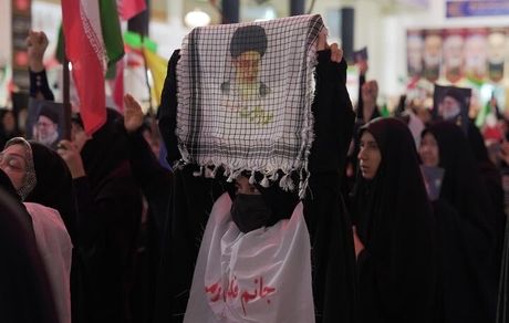 راهپیمایی دختران جان فدای ایران  در تهران برگزار شد