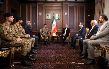 تاکید رئیس جمهور بر احقاق حقوق ملت ایران / پزشکیان: بر چارچوب‌های حقوق بین‌الملل پایبندیم