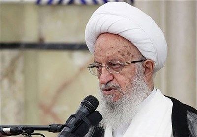 آیت الله مکارم شیرازی: در مقابل هنجارشکنان باید با قاطعیت ایستادگی کرد