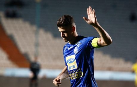 توصیه محرمانه به وریا غفوری: جراحی نکن، با آمپول بازی کن