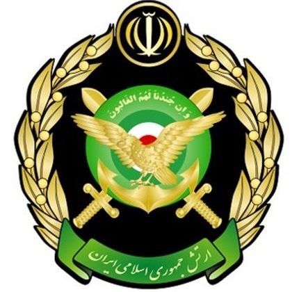 ارتش در میدان آزادی تهران لحظه سال تحویل توپ شلیک می‌کند