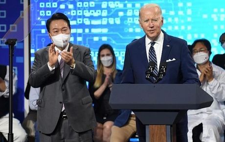 بایدن در آغاز سفر به کشورهای آسیایی، وارد کره جنوبی شد