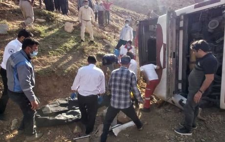 نقص فنی و ترمز دلیل حادثه واژگونی اتوبوس خبرنگاران