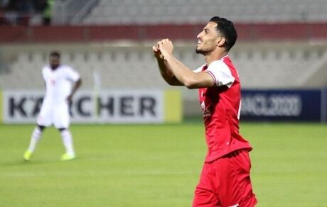 پاسخ منفی کادر فنی به مهاجم پرسپولیس