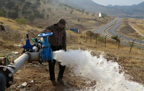 آبرسانی به ۹۰۰ روستای کشور تا پایان امسال