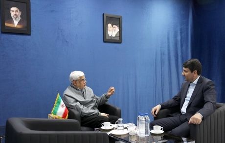 عارف: اینترنت طبقاتی موضوعیت ندارد