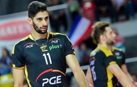 عبادی‌پور: دم دشمنانم گرم که کاسه کوزه‌ها را سر من شکستند!