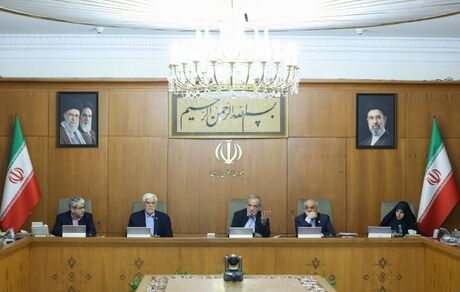 تاکید رئیس جمهور برای اختصاص تمام منابع حاصل از صرفه‌جویی‌ها درخصوص سوخت به افزایش اعتبار کالابرگ مردم 