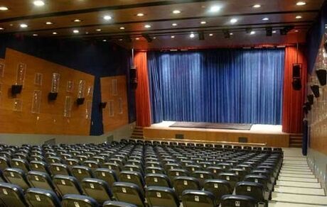 تالارهای نمایشی فردا تعطیل است