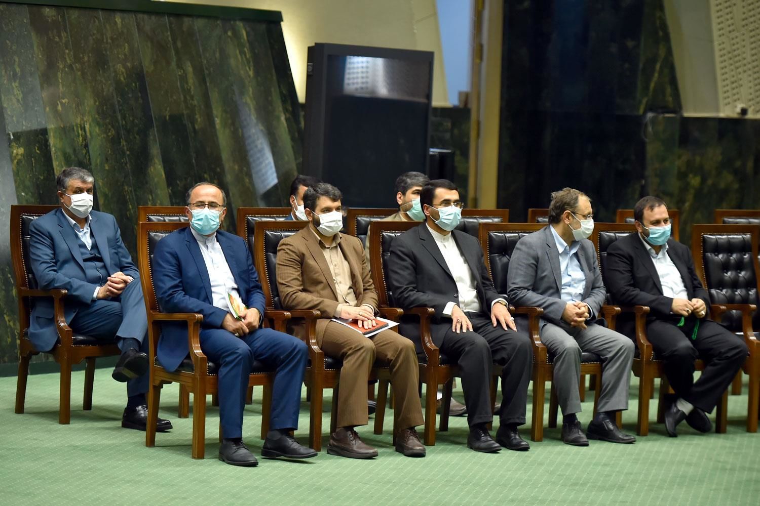به مناسبت روز مجلس، نشست مشترک مجلس شورای اسلامی و دولت