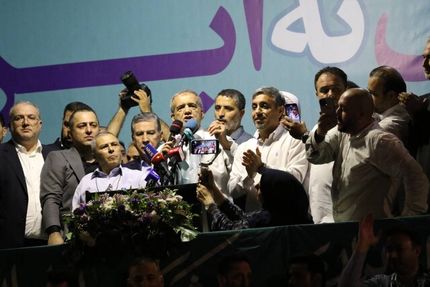 پزشکیان: دریاچه ارومیه را نجات خواهیم داد / با مردم صادق خواهم بود