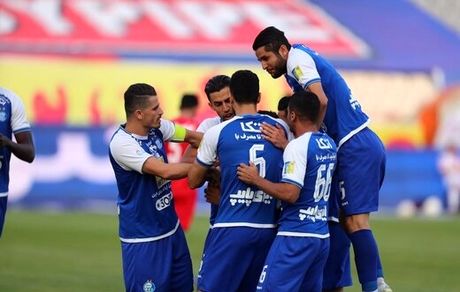 حرکت استقلالی‌ها به سوی خانه سرمربی