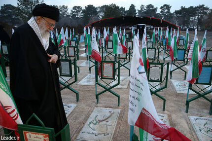 باید پیام شهیدان را بدرستی بشنویم و از آن برای آبادی دنیا و آخرت بهره گیریم