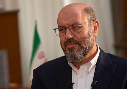 دهقان به نفع رئیسی کنار رفت