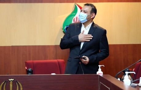 قرض ۱۰ میلیارد تومانی فدراسیون فوتبال عزیزی خادم به پرسپولیس!