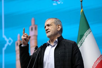 رئیس جمهور: زیر بار زور نمی‌رویم / به هر قیمتی مذاکره نمی‌کنیم