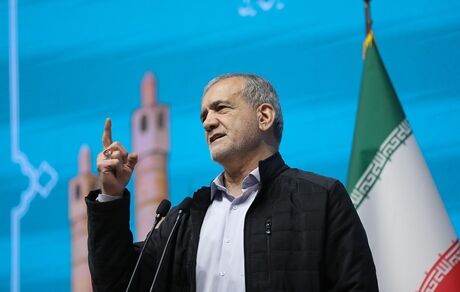 رئیس جمهور: زیر بار زور نمی‌رویم / به هر قیمتی مذاکره نمی‌کنیم