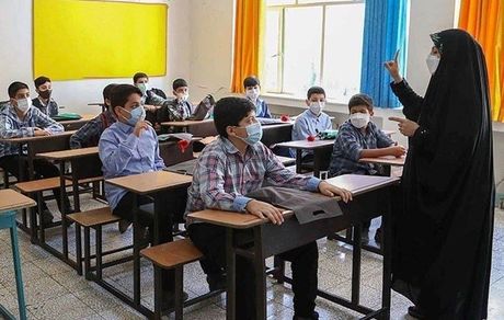 آموزش و پرورش، بازنشستگی معلم‌ها در طول سال تحصیلی را ممنوع کرد