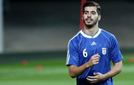 

شایعه بازگشت هافبک تیم‌ملی به ایران قوت گرفت

