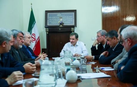 جهانگیری: سلامت مردم بر هر موضوعی ارجحیت دارد