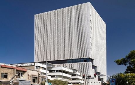 بهره برداری از پلاسکوی جدید با تأییدیه آتش نشانی/وعده شهرداری برای پرداخت عوارض ایمنی ساختمان